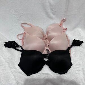 EUC - Victoria's Secret -Very Sexy Push-up,  Lot of 4, 32D